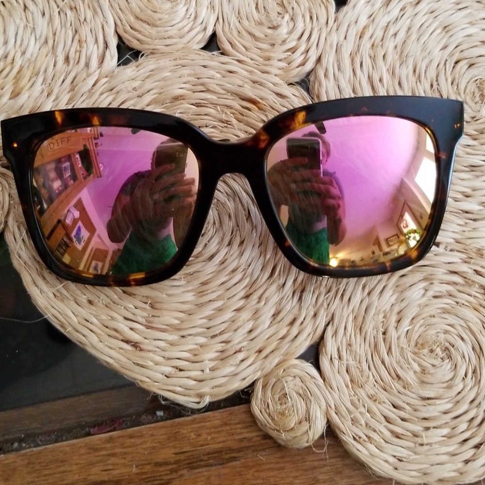 Diff eyewear bella